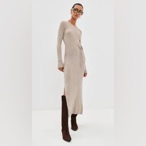 Super soft and flattering long sleeve dress